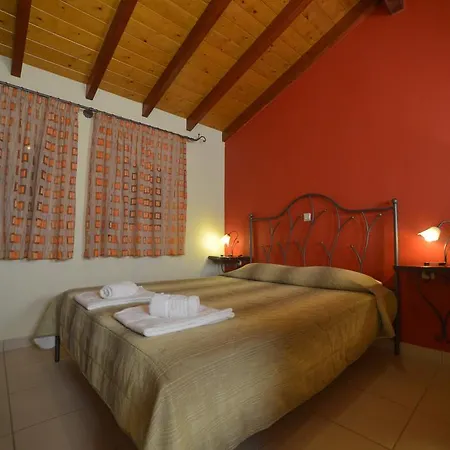 Megali Luxuries Apartamento *